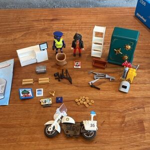 Playmobil “Cops & robber”